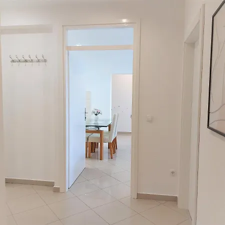 Anna Апартаменти Спліт